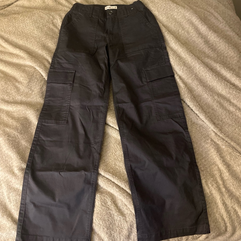 Abercrombie gray women’s cargo pants